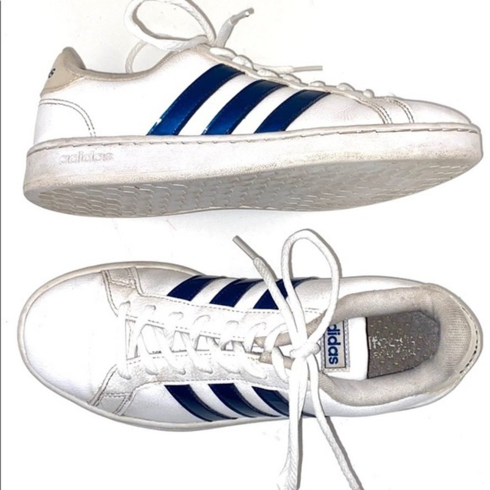 Adidas Unisex Cloudfoam Advantage Classic Court Lo Profile Basketball Shoe